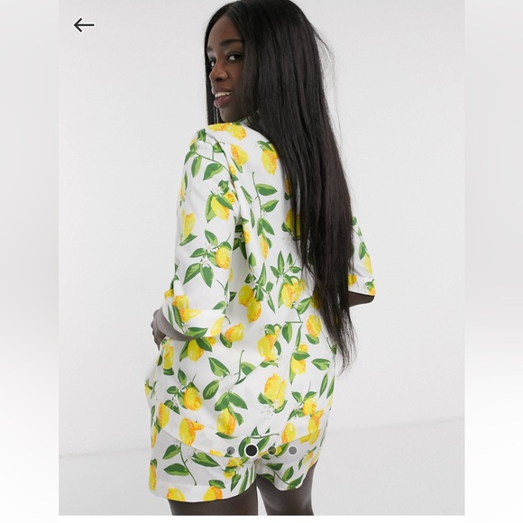 Lemon 🍋 Print Top - Picture 3 of 10